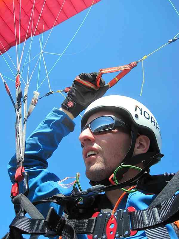 Edouard Ecole de parapente twistair à Vercorin