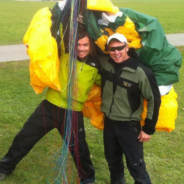 Kristophe et Christophe apprendre à voler avec l'école de parapente Twist'air
